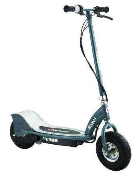 Razor Electric Scooters in Cairns