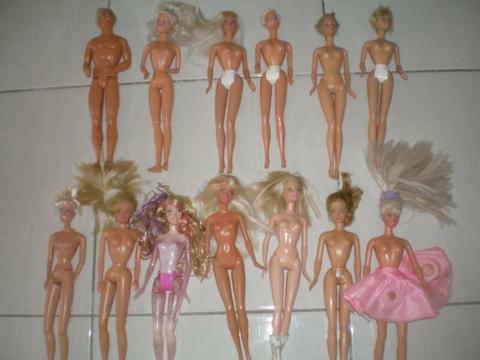 Barbie Dolls, clothes and accessories