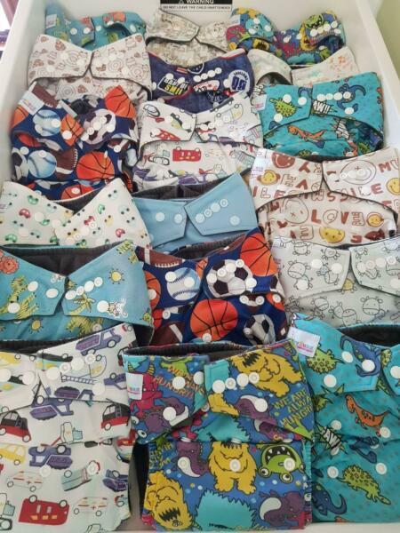 Modern Cloth Nappies - 24 nappies (boys)