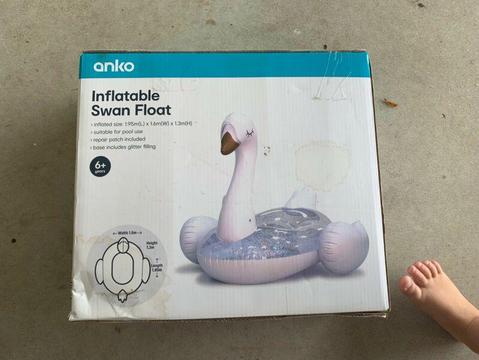 Inflatable swan unopened
