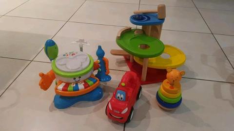 Assorted toy game bundle