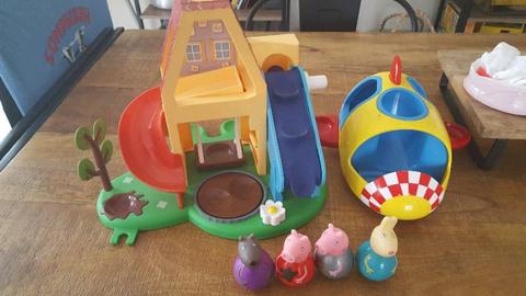 Peppa Pig Weebles Wind and Wobble Playhouse and spaceship Rocket