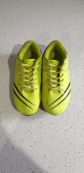 Kids/Youth Boots - Youth Size 1