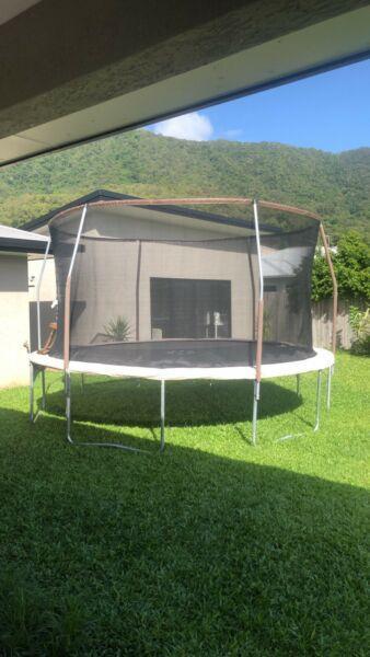 14 foot trampoline