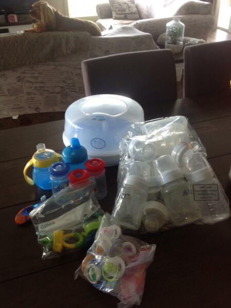 Baby bottle feeding pack