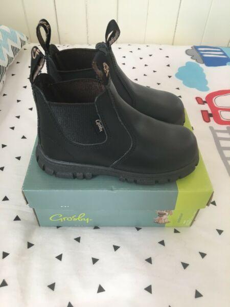 Grosby Boots