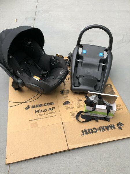 Maxi Cosi Mico Ap Infant Carrier with Baby Jogger Car Seat Adaptor