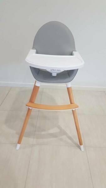 Childcare The Pod High Chair