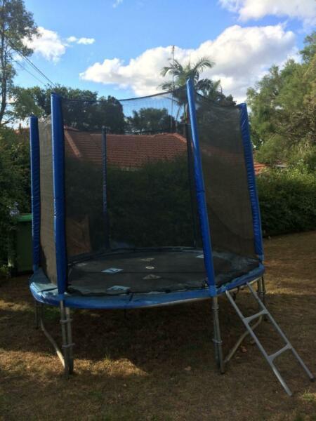 Trampoline - 8ft Round with Safety Net