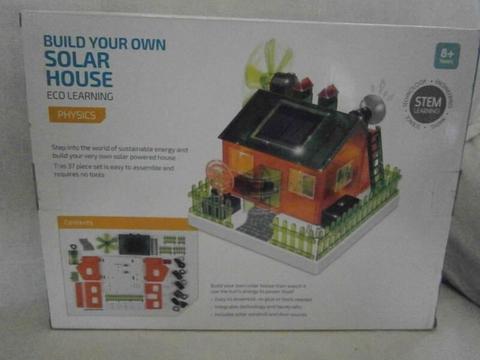 ECO LEARNING - BUILD YOUR OWN SOLAR HOUSE FOR KIDS - UNUSED