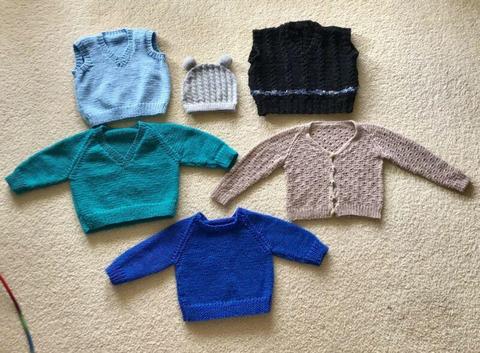 Knitted baby/toddler winter items