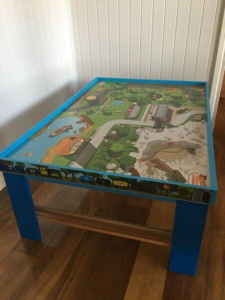 Thomas and Friends Wooden Railway train table