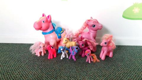 My little pony toys bundle of toys