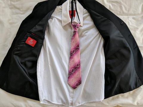 Boys size 7 suit