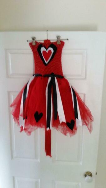 Costume: Queen of Hearts tutu style dress