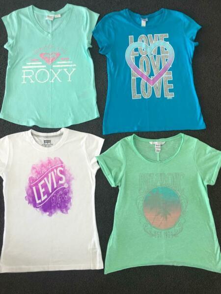GIRLS ROXY, JUSTICE, BILLABONG and LEVIS T-shirts. Size 10-12