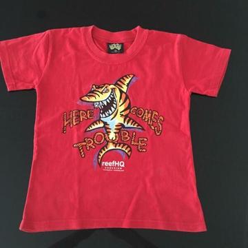 Red Reef Shark T Shirt with shark soft toys size 10