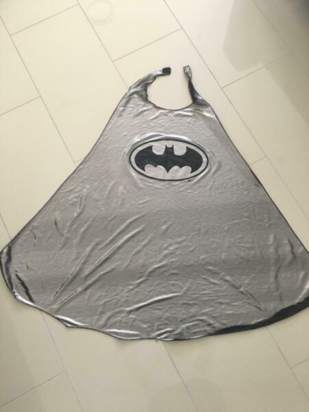 Kids Silver batman cape fits size 6-10