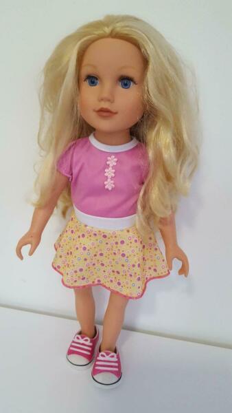 Journey Girl Doll with extra Clothing