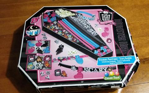Monster High scary bangles brand new plus a free bracelet