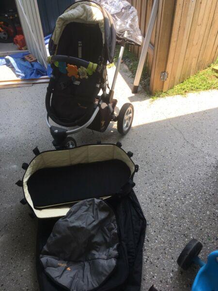 Pram ( In great condition)
