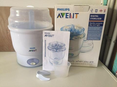 Avent auto bottle sterlizer and bottles