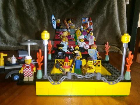Lego Complete series 17 minifigures