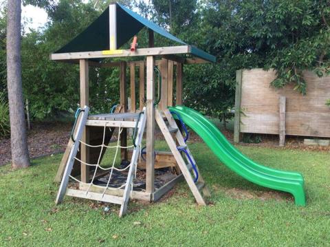 Playground - cubby house