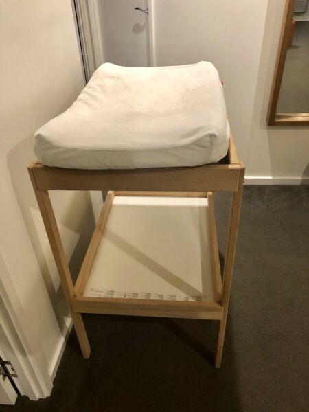 Ikea baby change table in excellent used condition