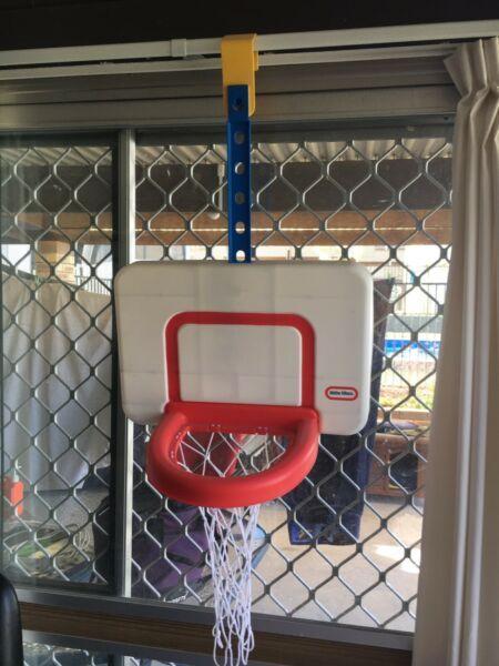 Little tikes hanging basketball hoop