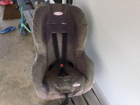 Safe-n-Sound Premier 0-4 years kids car seat