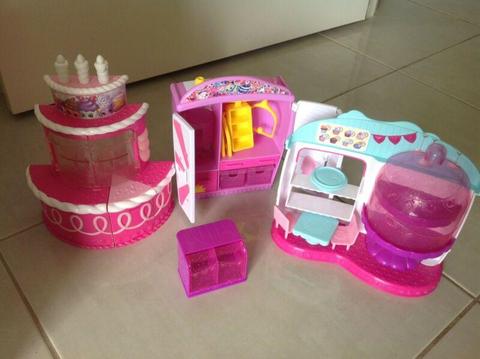 3 Shopkins playsets