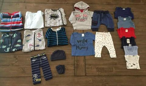 Bundle of Boys Clothes - Size 0000 & 000 (Newborn & 0-3 months)