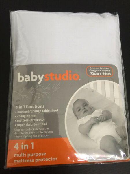 Baby Studio 4-in-1 mattress protector *brand new*