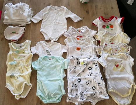 Size 000 baby clothes bundle - gender neutral colours