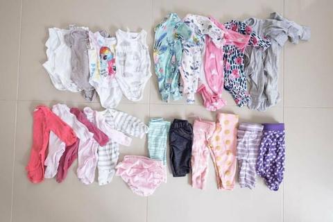 Baby clothing / size 0000 / 23 items / good-very good cond