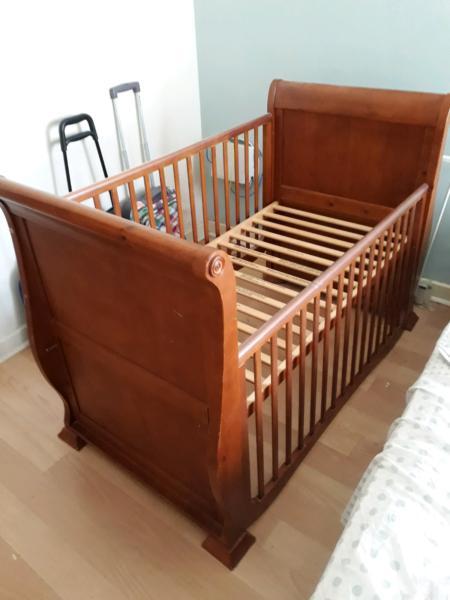 COT / Toddler Bed