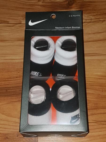 New Nike Newborn Infant Booties / 0-6 Months