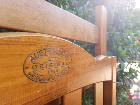 Australiana Heirloom Collection Cot and Changetable