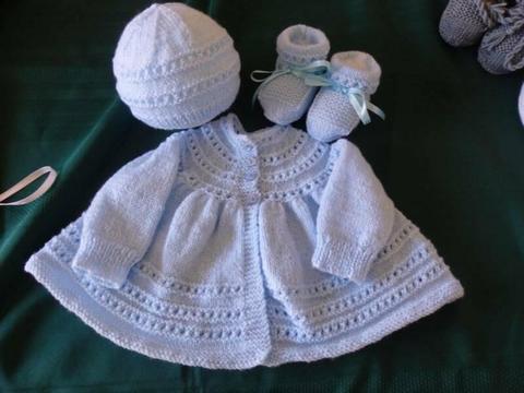 NEW - Hand knitted baby set, - matinee jacket, booties and beanie