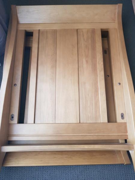 Boori King Parrot Cot & Change Table/Chest Drawers