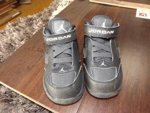 NIKE AIR JORDAN baby sneakers SIZE US 6C in excellent condition