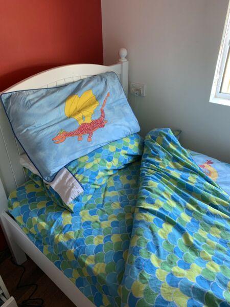 Dragon single bed quilt cover and sheet set