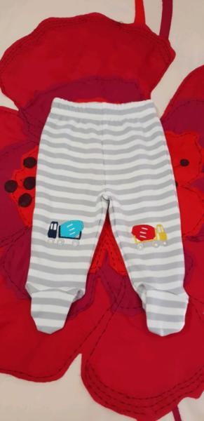 New with tags! Ollies Place footed pants..Size 000