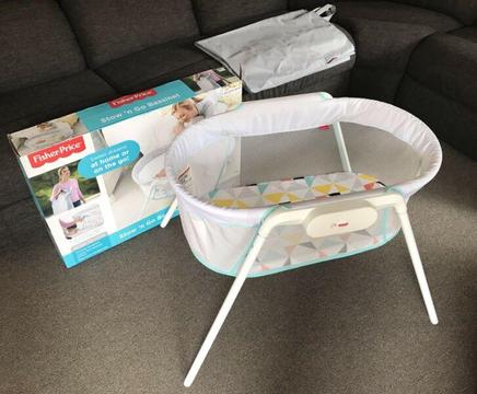 ***Almost New! Bassinet - Fisher Price