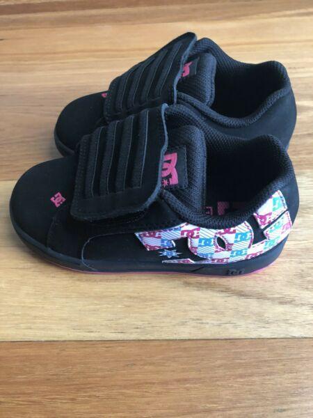 DC toddler shoes size 10 T