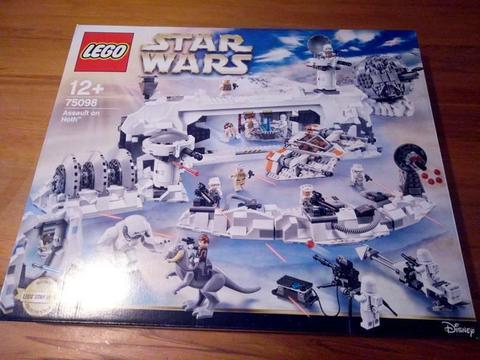 Lego Star Wars 75098 Assault on Hoth BNIB