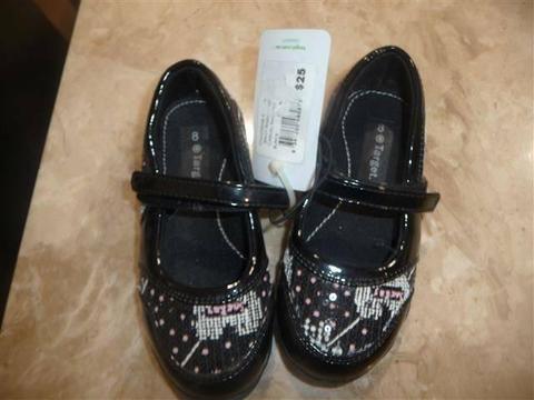 new with tag size 8 girls shoes