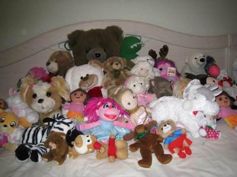 Lots of new and near new soft toys