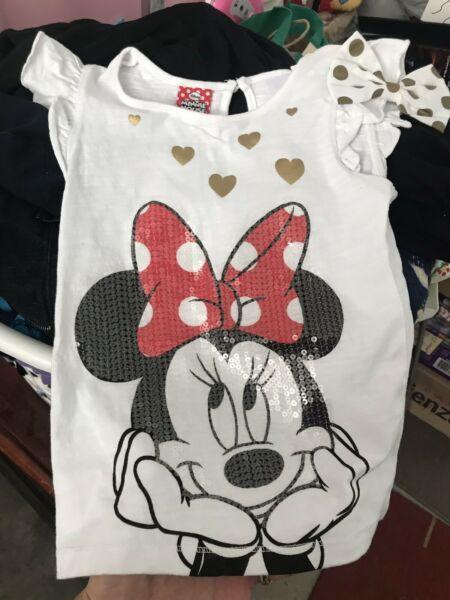 Wanted: Brand new Minnie T-shirt plus bow - brand new size 6